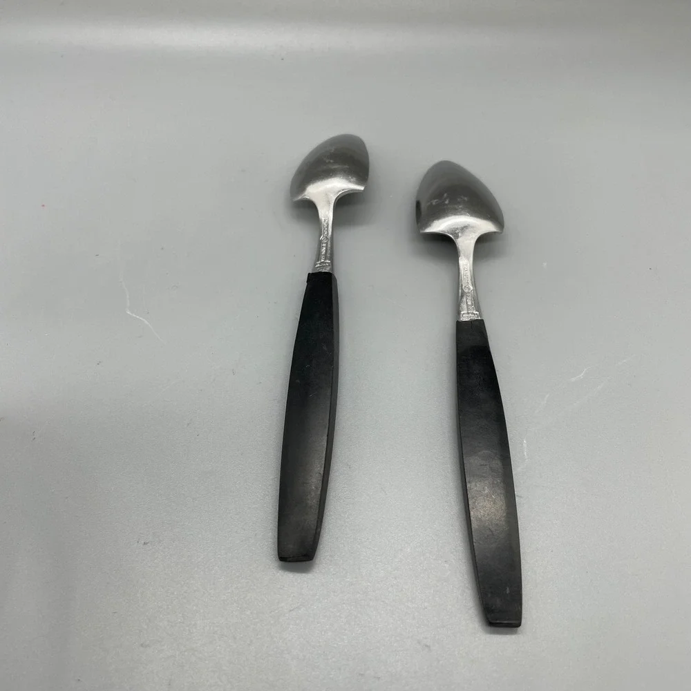 Vintage MCM‎ Grapefruit Spoons Set of 2 Serrated Stainless Japan Black Handle